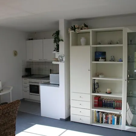Wenzel Modern Retreat Дом отдыха